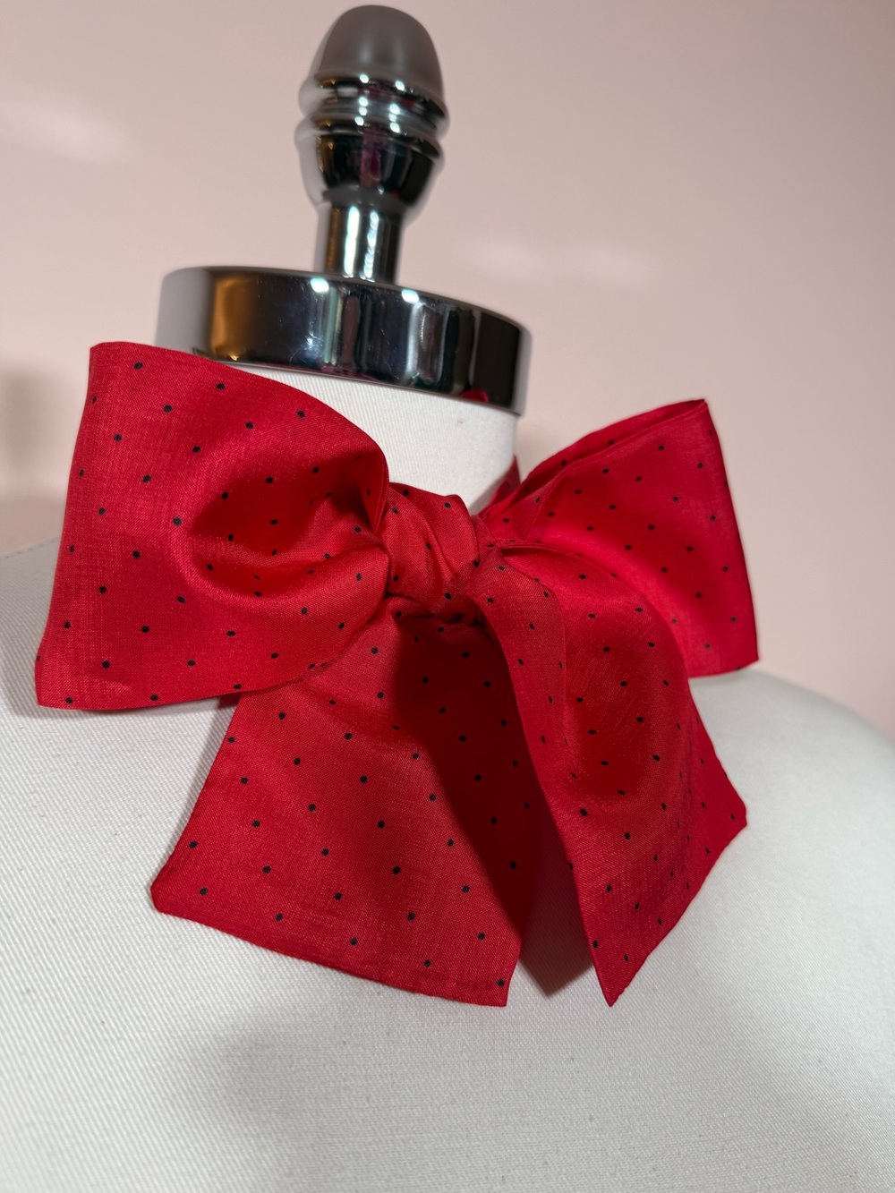 Vintage 1980’s red polka dotted long Skinny Bow Neck scarf cravat Twilly